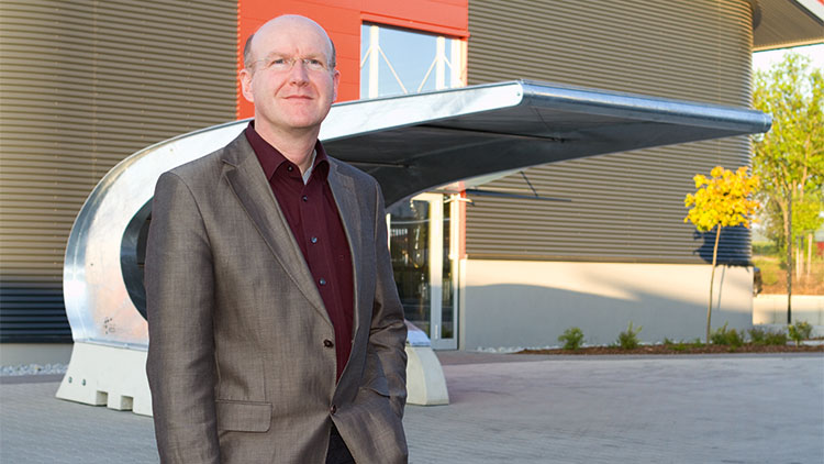 Hahner Eco Technics präsentiert den Solar-Carport auf der IHM
