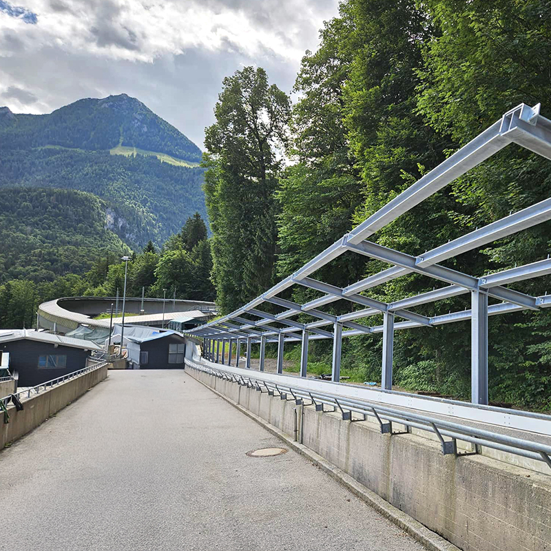 Wiederaufbau der Kunsteisbahn am Königssee: Tradition, Handwerk und moderne Technik vereint