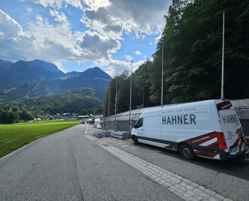 Planung, Produktion und Aufbau der Kunsteisbahn durch Hahner Technik