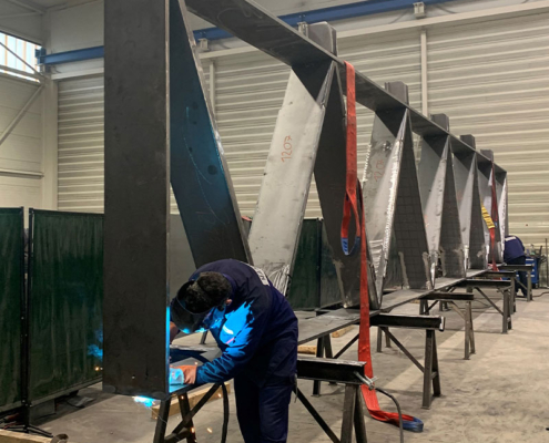 Fertigung Stahltragwerk der Treppenlösung im Bürogebäude Valley One24 in Stuttgart