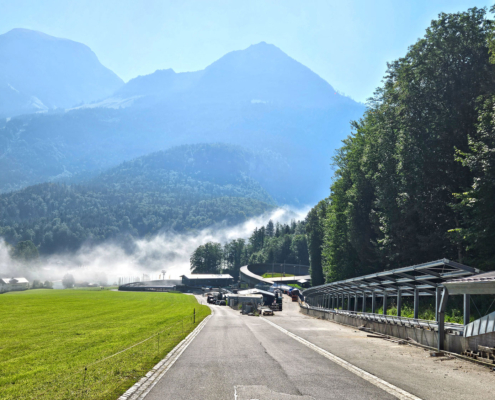 Am malerischen Königssee haben wir die traditionsreiche Kunsteisbahn erfolgreich wiederaufgebaut